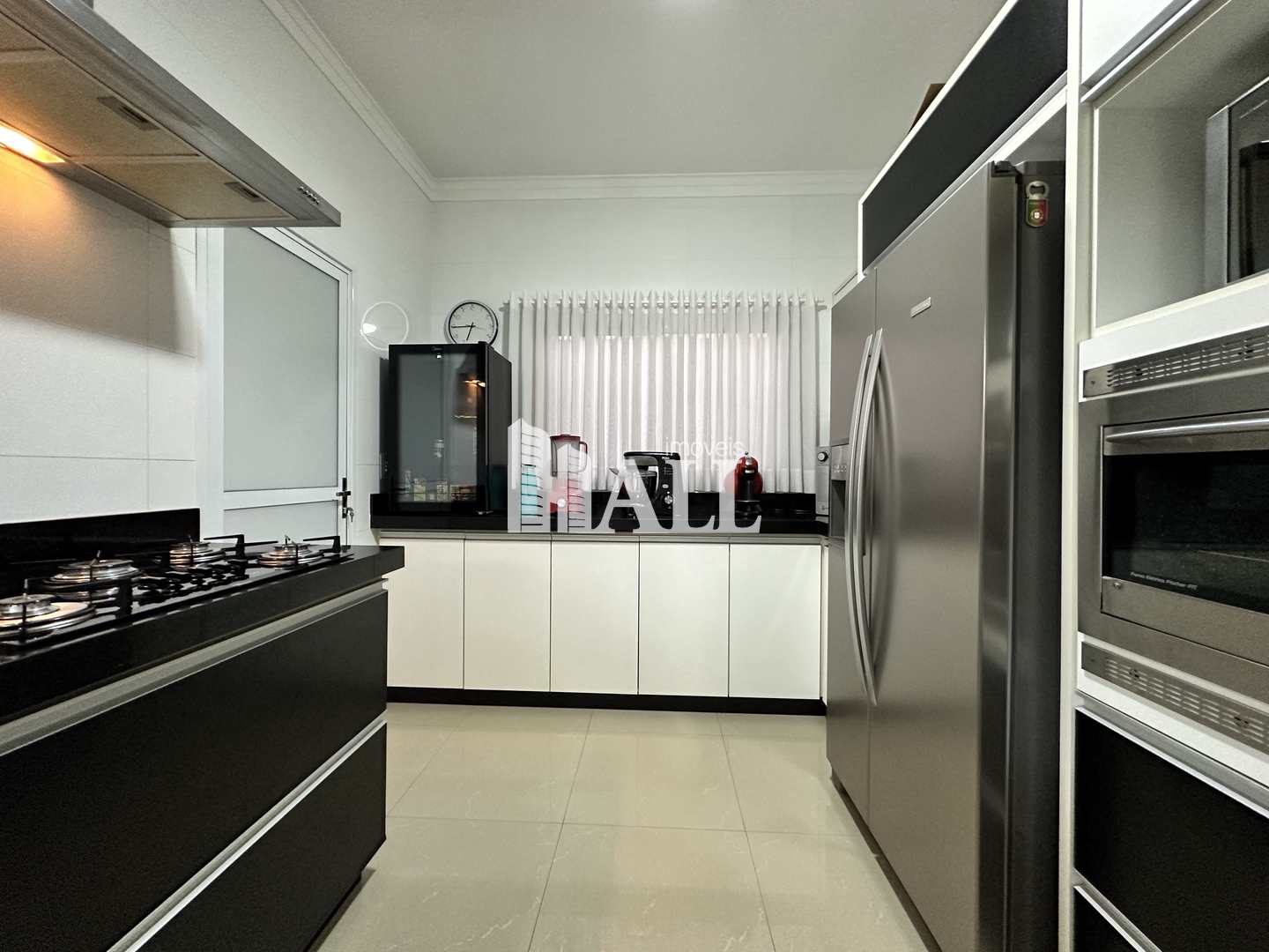 Casa de Condomínio à venda com 3 quartos, 216m² - Foto 17