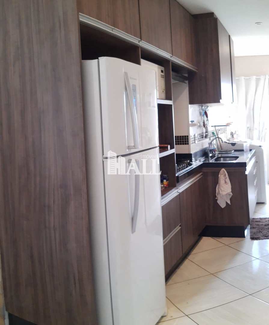 Apartamento à venda com 2 quartos, 50m² - Foto 2