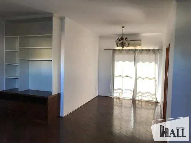 Apartamento à venda com 3 quartos, 139m² - Foto 1