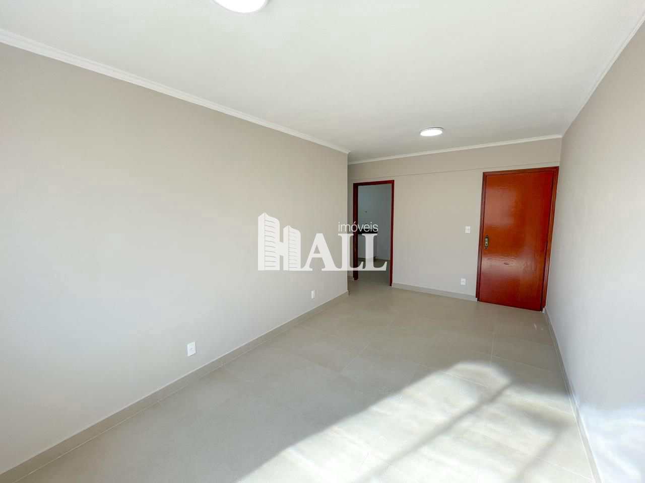 Apartamento à venda com 2 quartos, 63m² - Foto 2