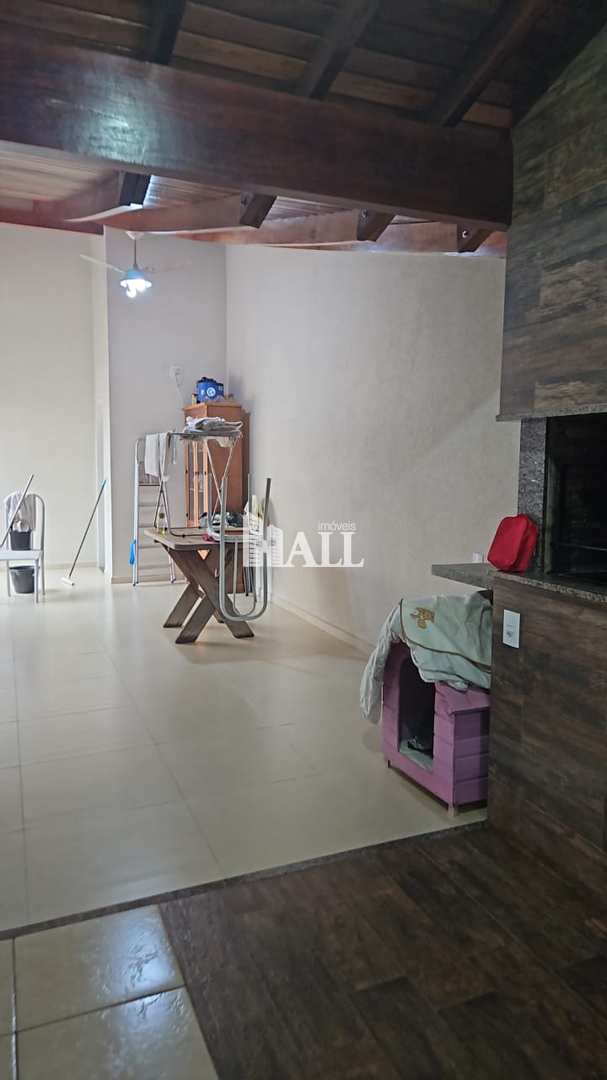 Casa à venda com 3 quartos, 129m² - Foto 11