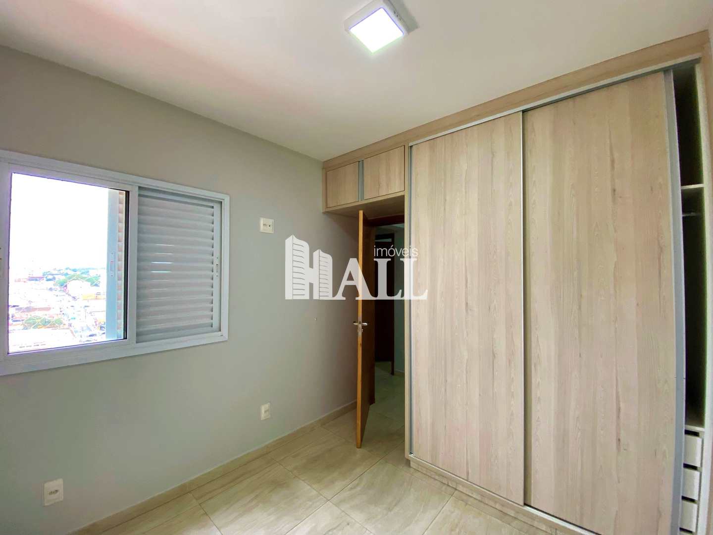 Apartamento à venda com 3 quartos, 77m² - Foto 7