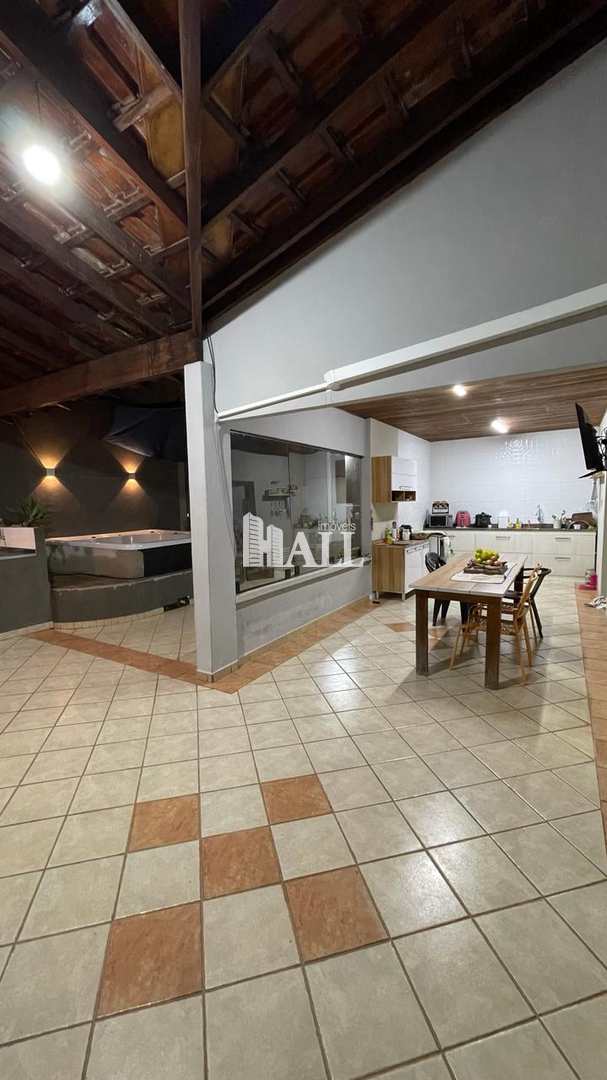 Casa à venda com 3 quartos, 140m² - Foto 13