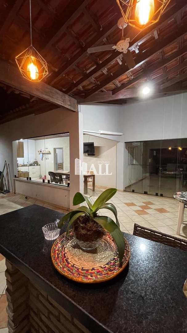 Casa à venda com 3 quartos, 140m² - Foto 10