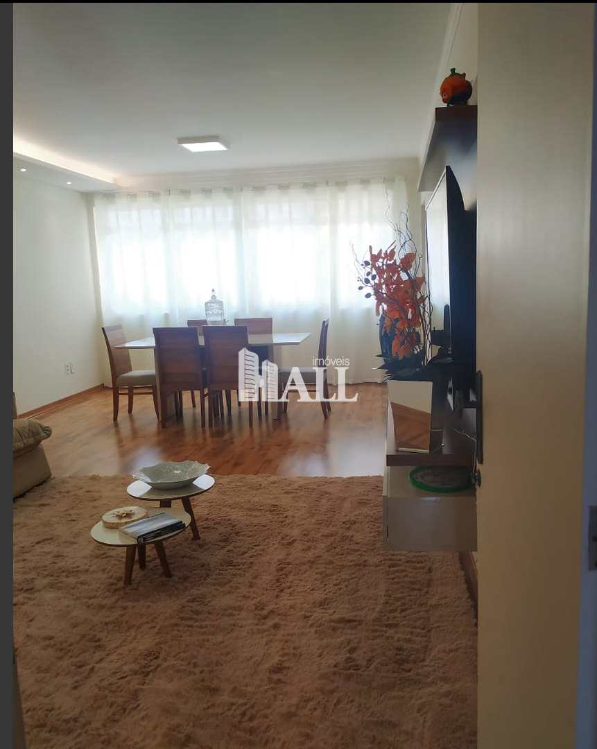 Apartamento à venda com 3 quartos, 168m² - Foto 2