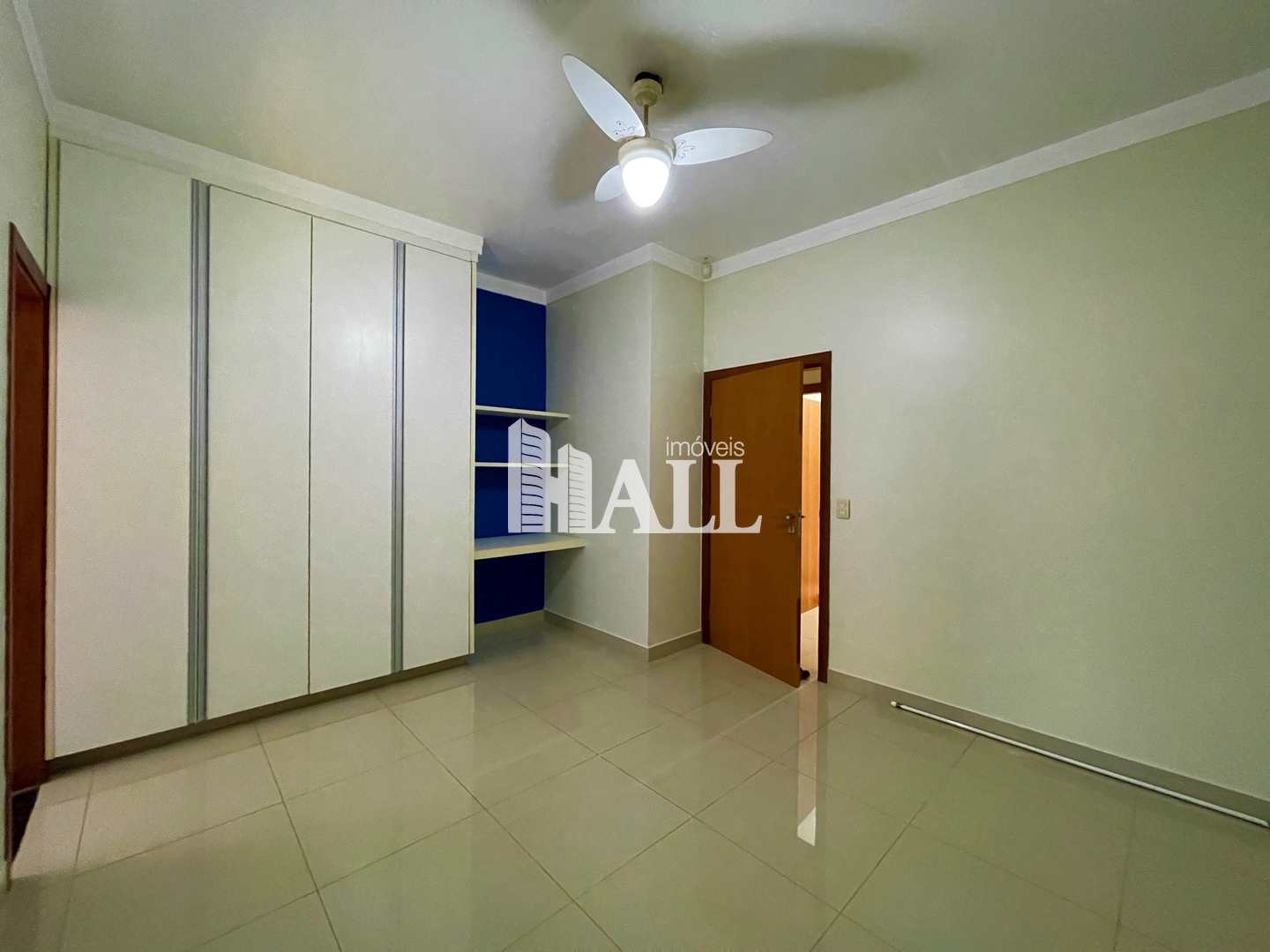 Casa à venda com 3 quartos, 350m² - Foto 11