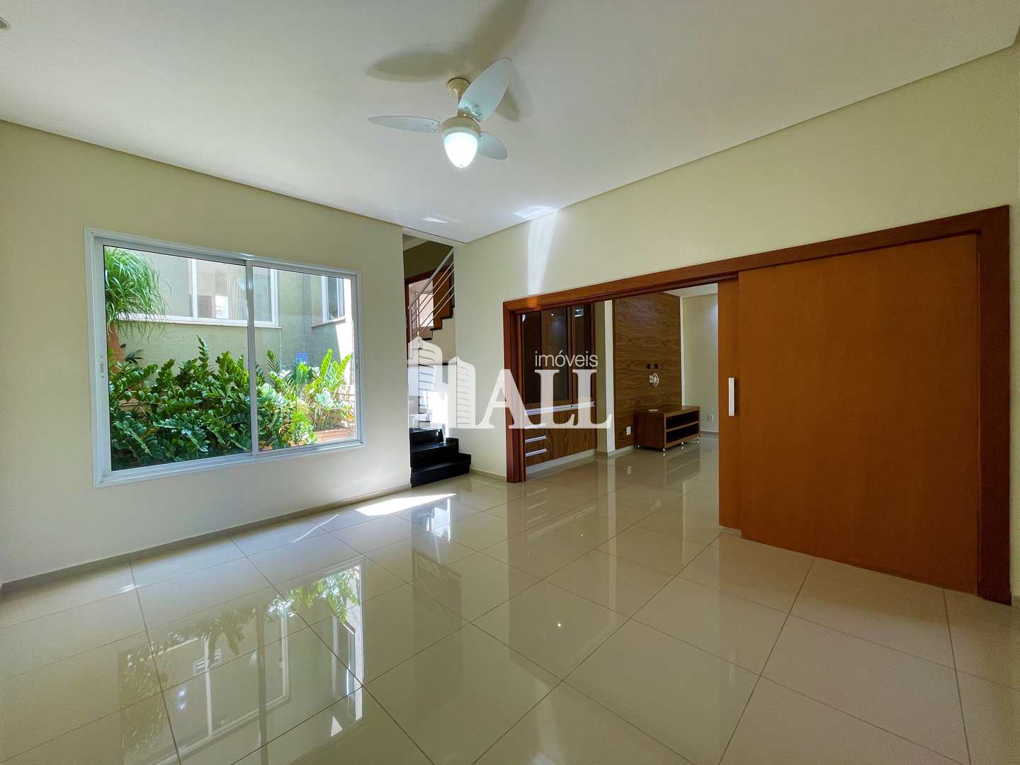 Casa à venda com 3 quartos, 350m² - Foto 4