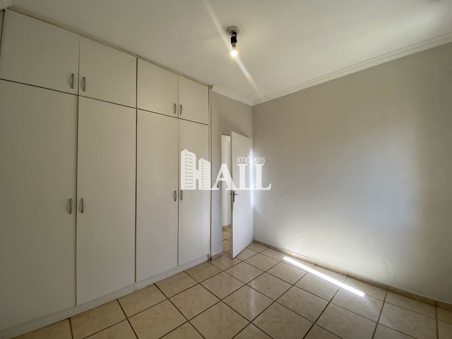 Apartamento à venda com 2 quartos, 65m² - Foto 11