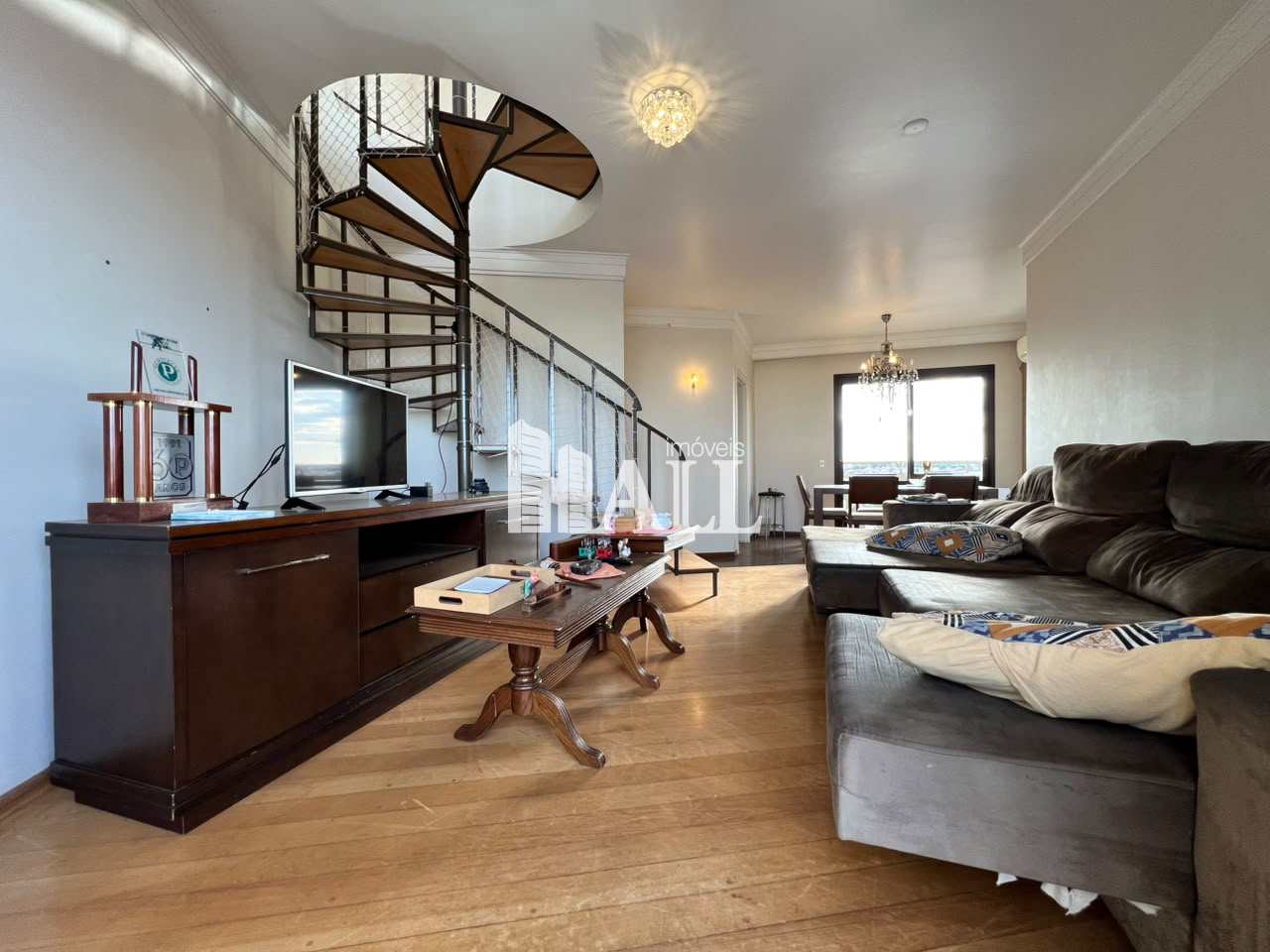 Apartamento com 3 quartos à venda, 217m² — foto 2 de 52