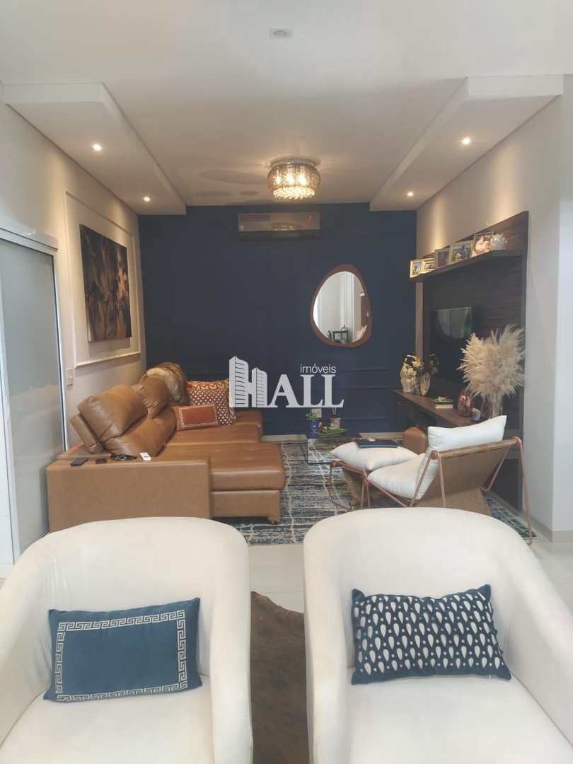 Casa com 3 quartos à venda, 230m² — foto 3 de 29
