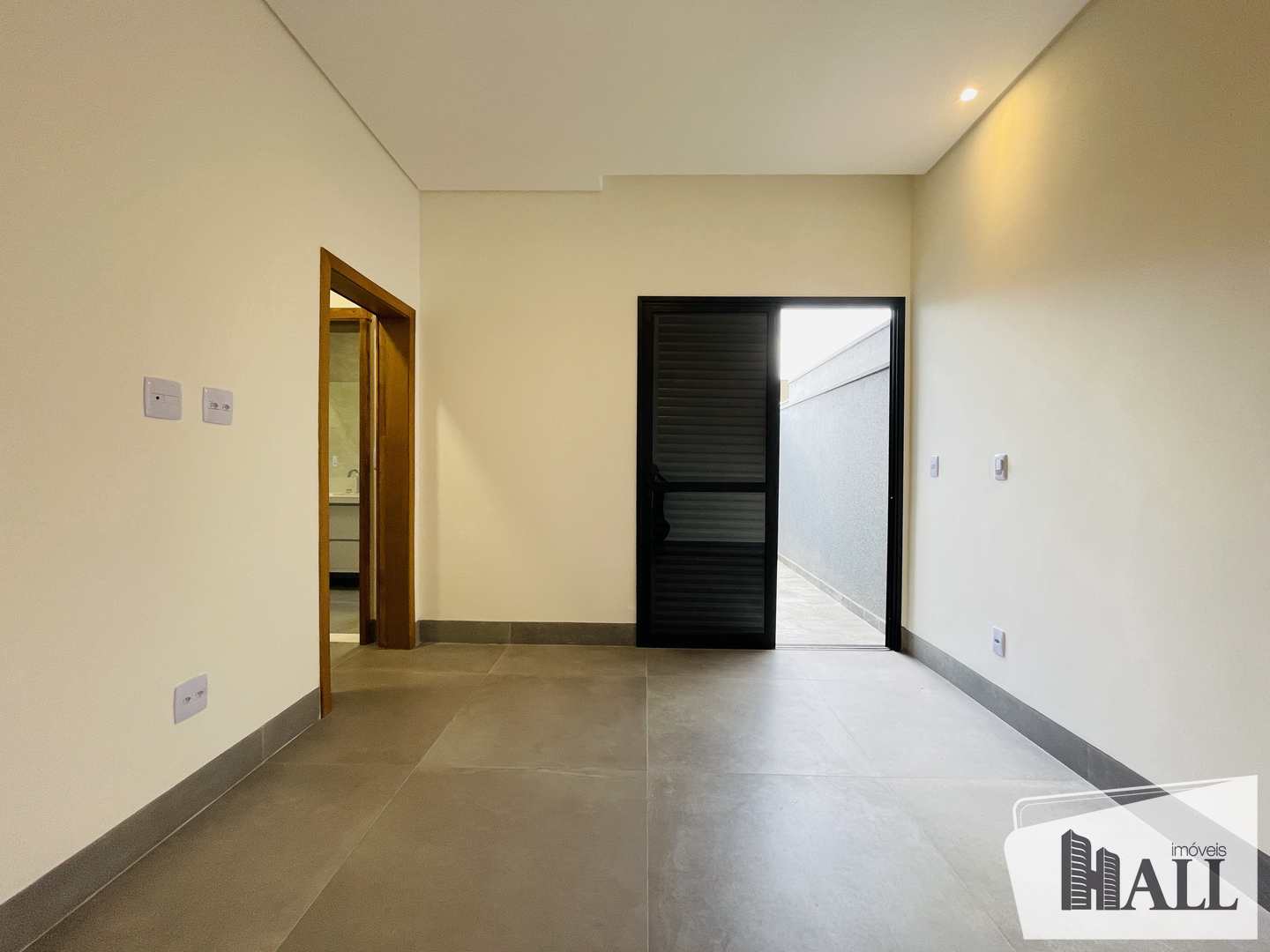 Casa de Condomínio à venda com 3 quartos, 275m² - Foto 3