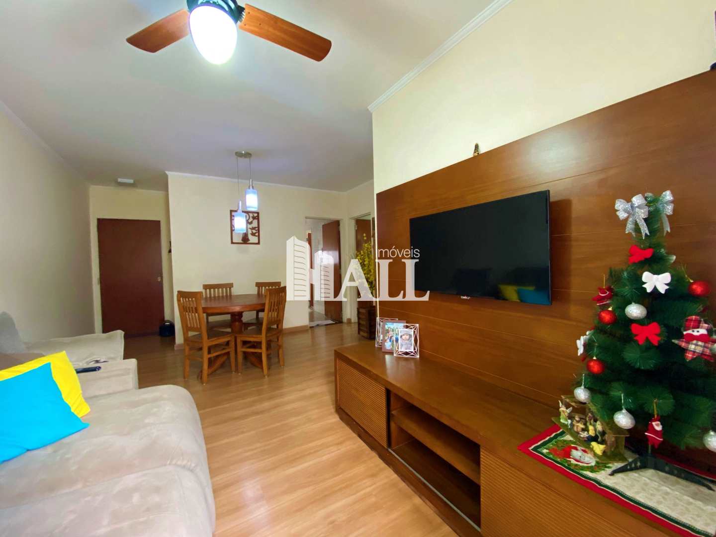 Apartamento à venda com 3 quartos, 90m² - Foto 2