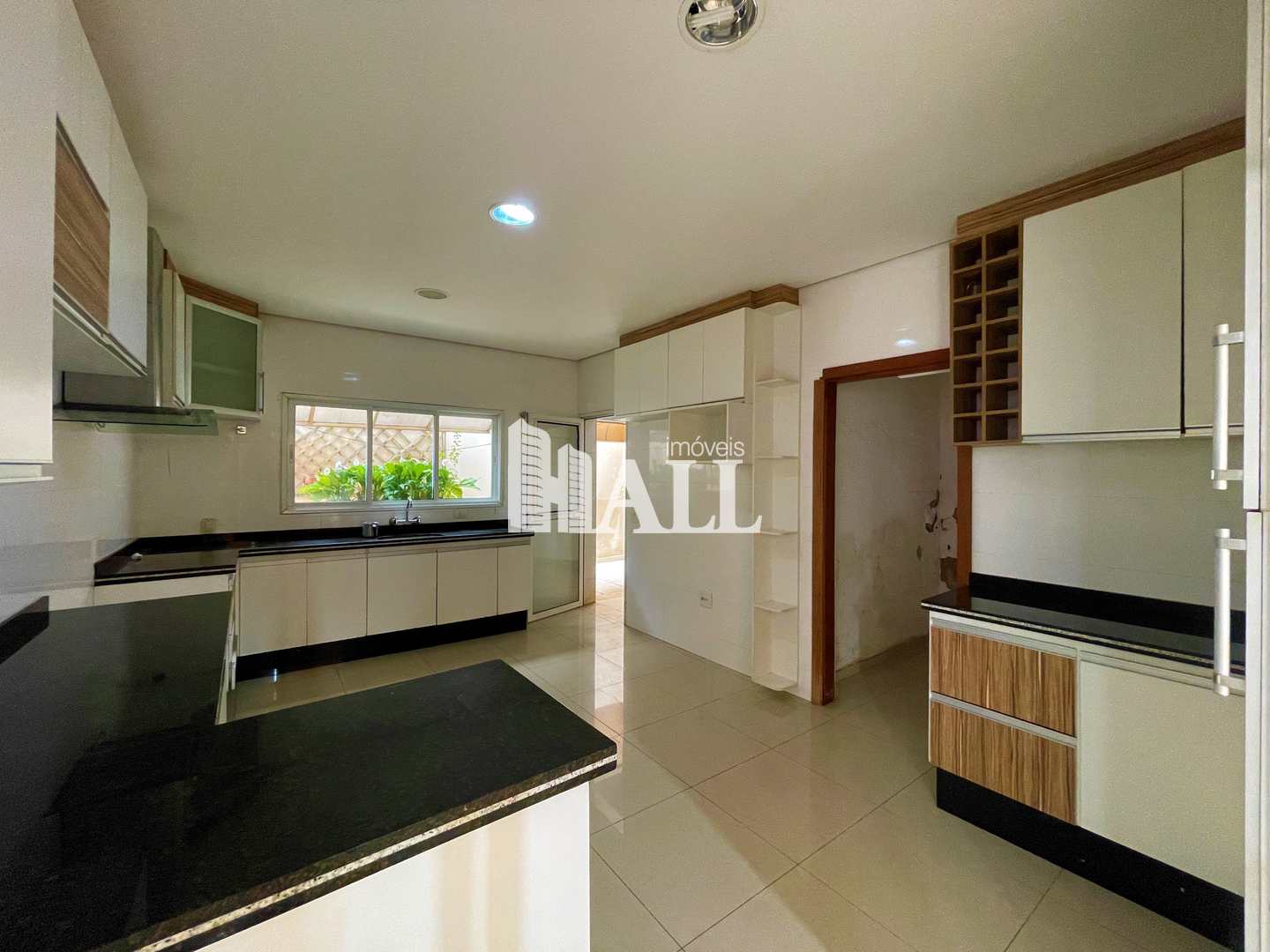 Casa de Condomínio à venda com 3 quartos, 400m² - Foto 14