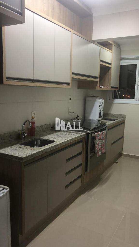 Apartamento à venda com 2 quartos, 67m² - Foto 3