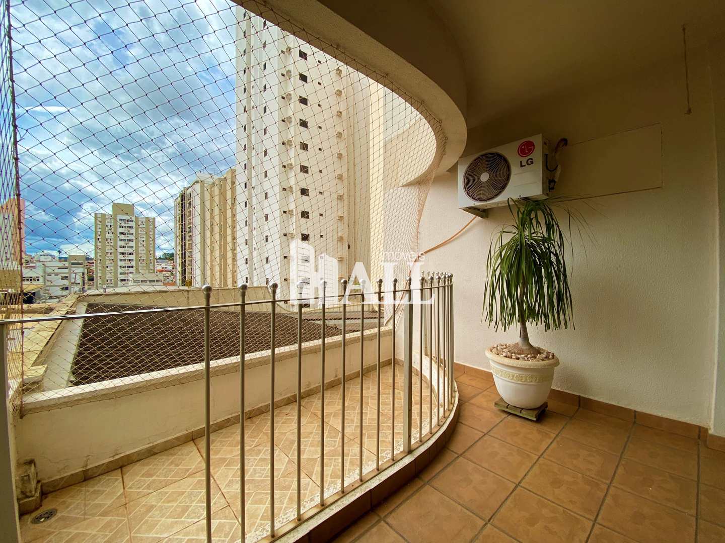 Apartamento à venda com 3 quartos, 138m² - Foto 13