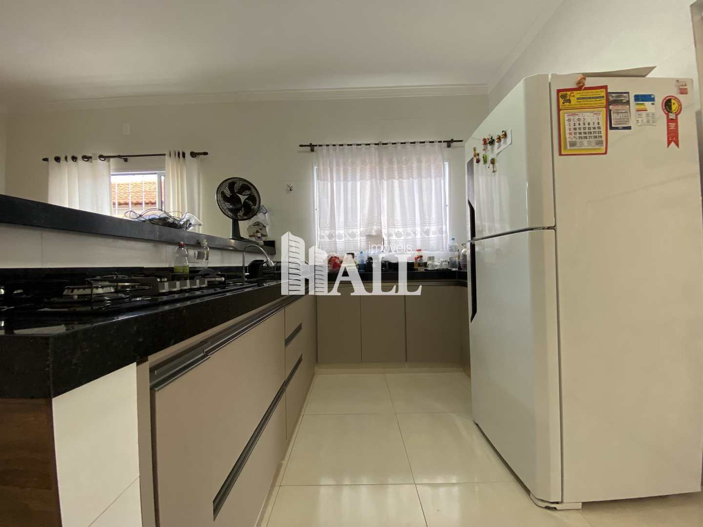 Casa à venda com 3 quartos, 180m² - Foto 5