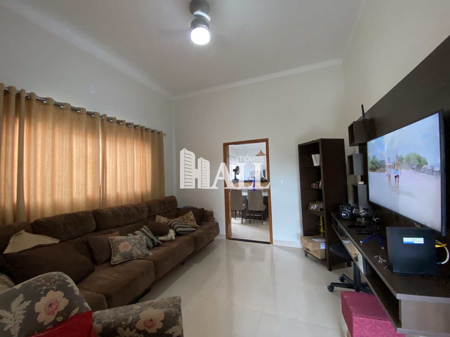 Casa à venda com 3 quartos, 180m² - Foto 2