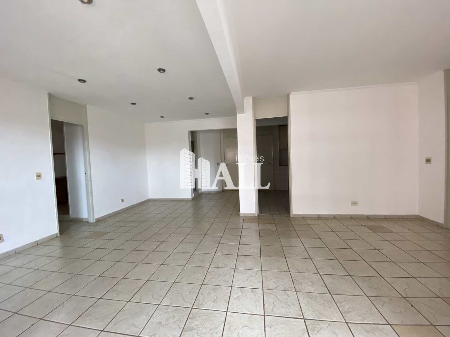 Apartamento à venda com 6 quartos, 200m² - Foto 18