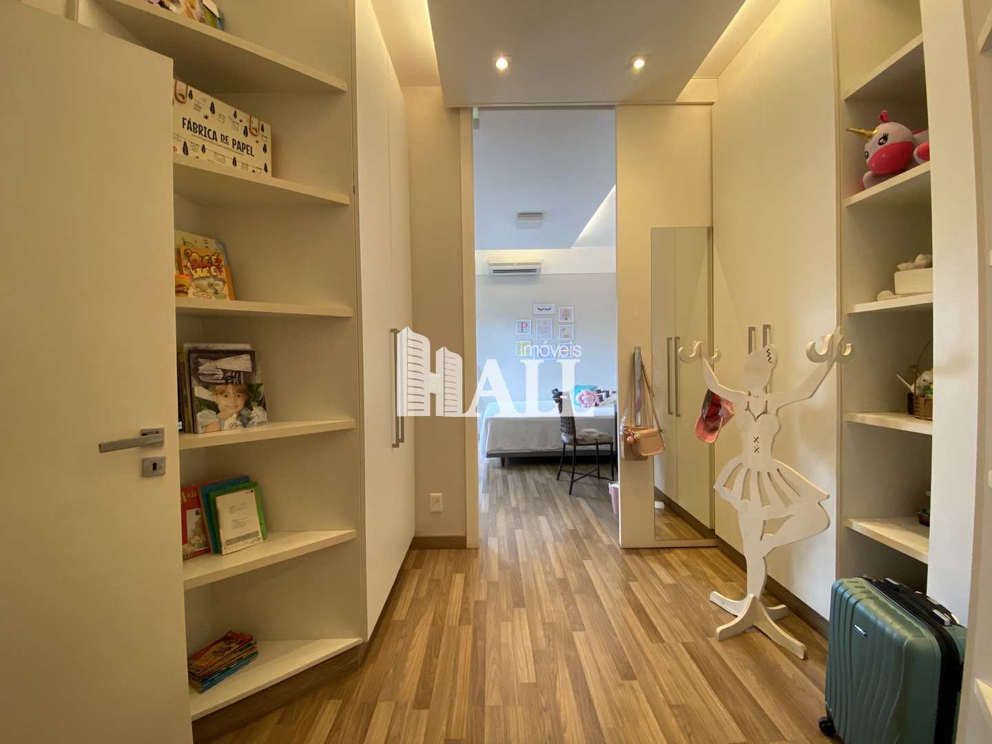 Casa de Condomínio à venda com 4 quartos, 390m² - Foto 33