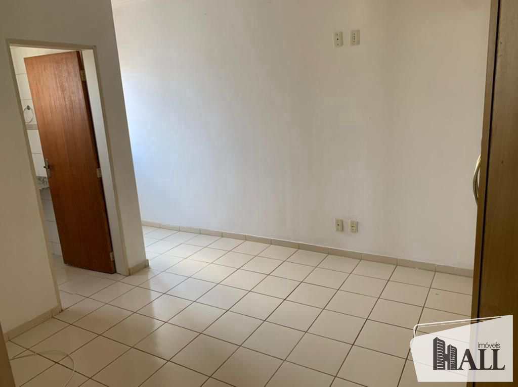 Apartamento à venda com 3 quartos, 93m² - Foto 9