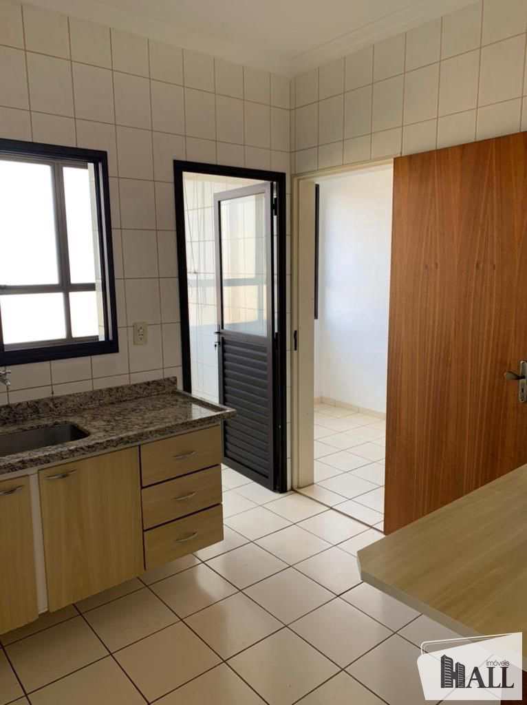 Apartamento à venda com 3 quartos, 93m² - Foto 4