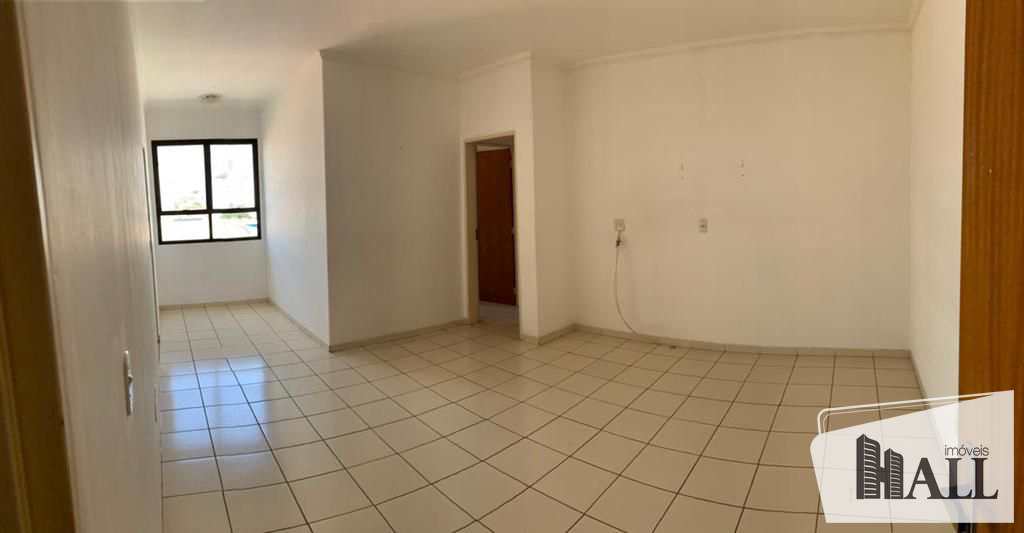 Apartamento à venda com 3 quartos, 93m² - Foto 2