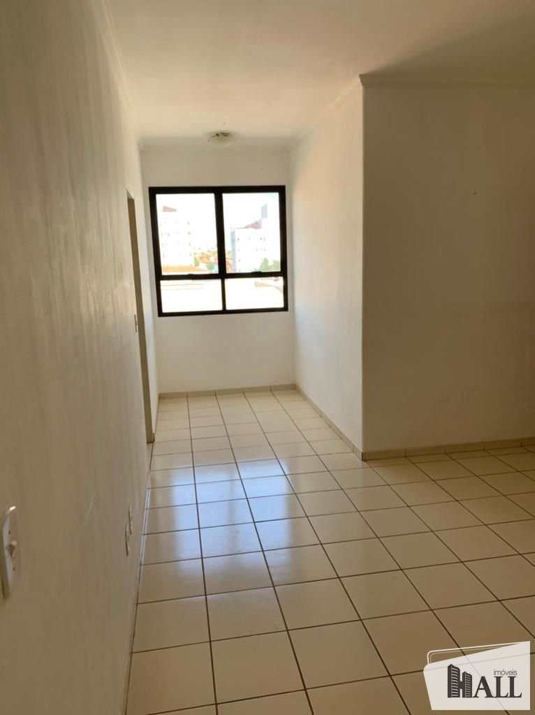 Apartamento à venda com 3 quartos, 93m² - Foto 3