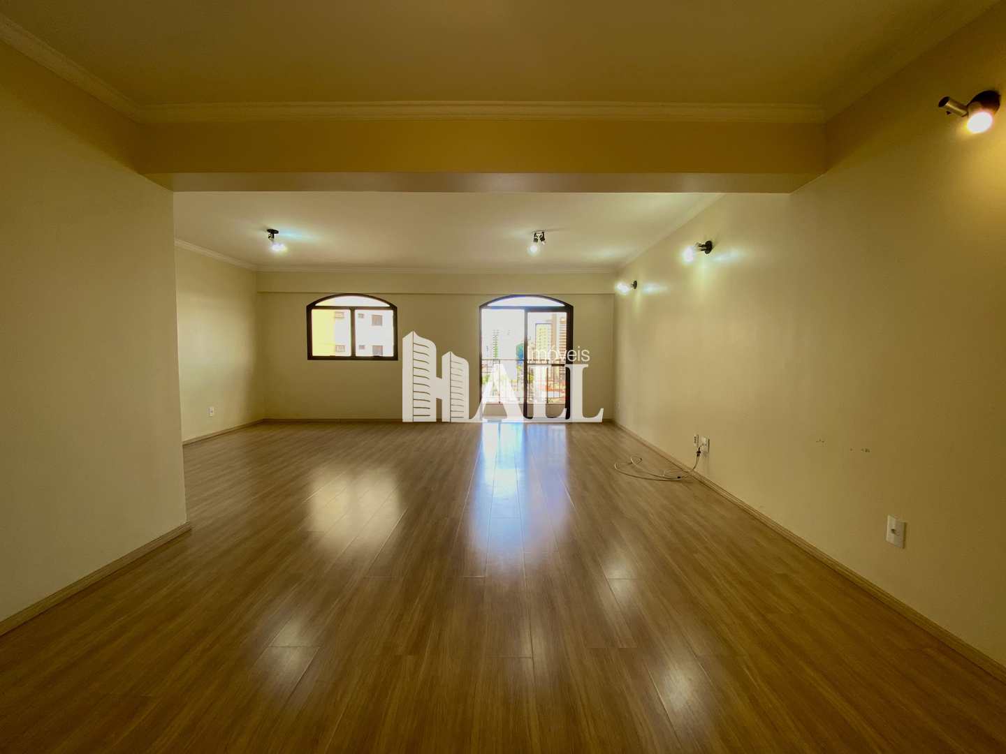 Apartamento à venda com 4 quartos, 150m² - Foto 13