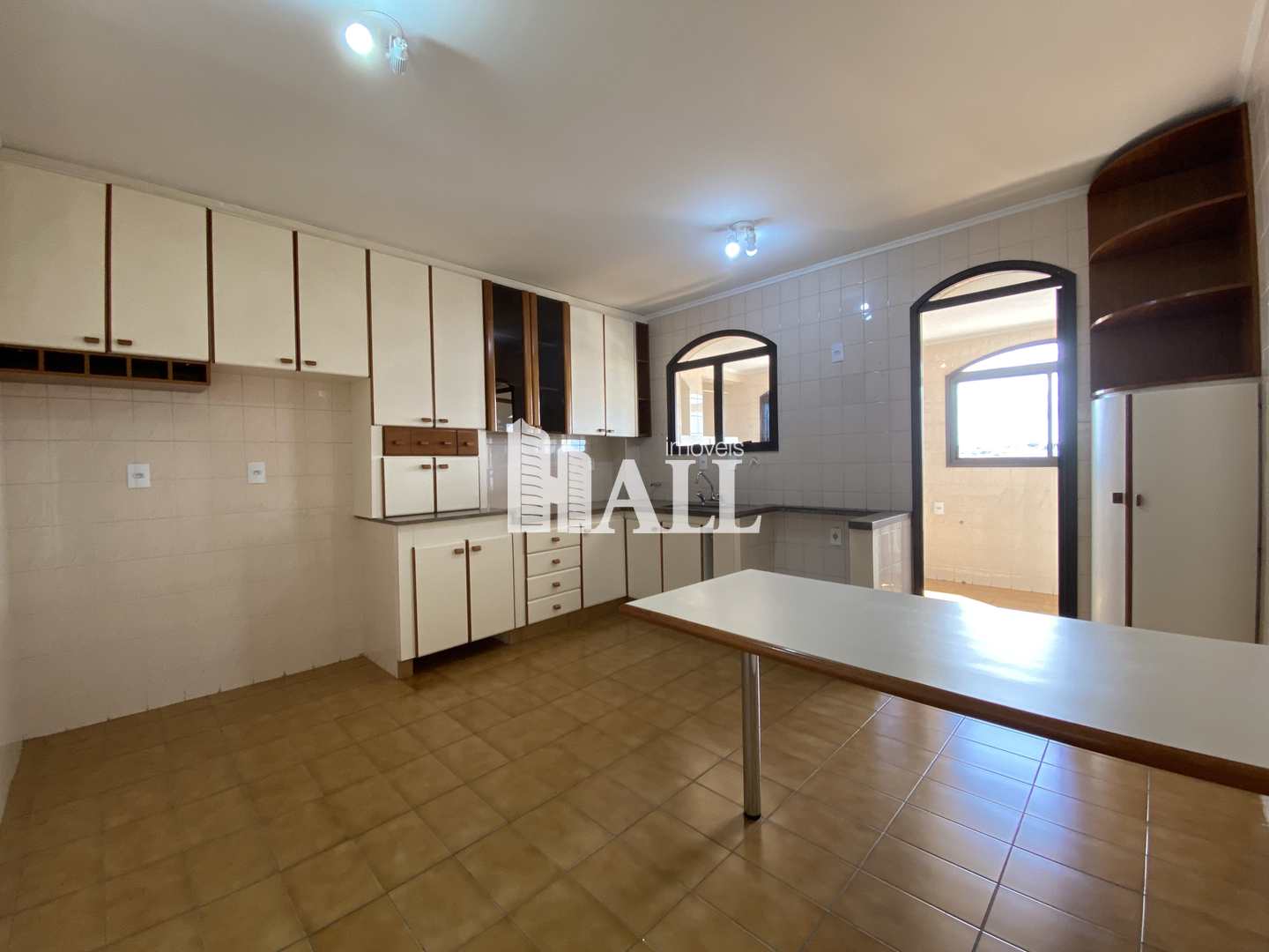 Apartamento à venda com 4 quartos, 150m² - Foto 3