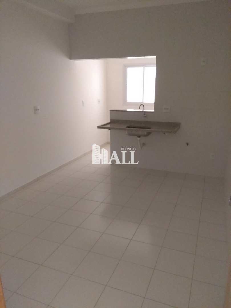 Apartamento à venda com 2 quartos, 82m² - Foto 3