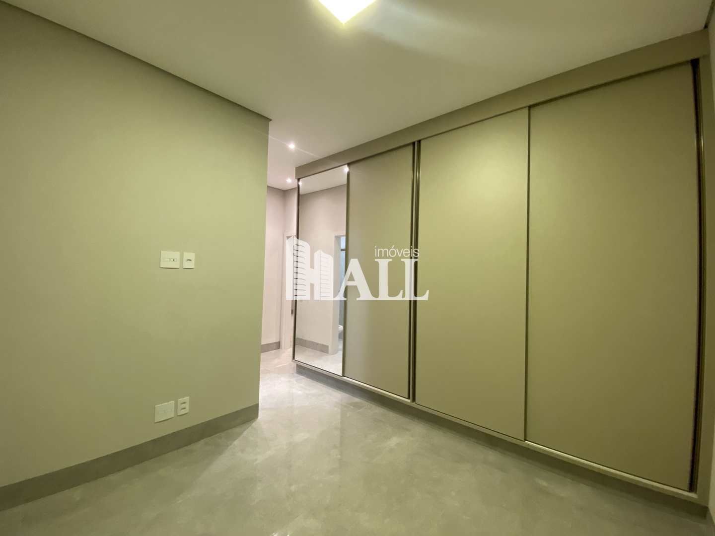 Casa de Condomínio à venda com 3 quartos, 240m² - Foto 23