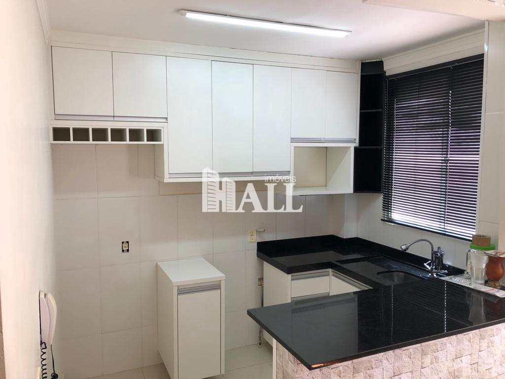 Apartamento à venda com 2 quartos, 67m² - Foto 3