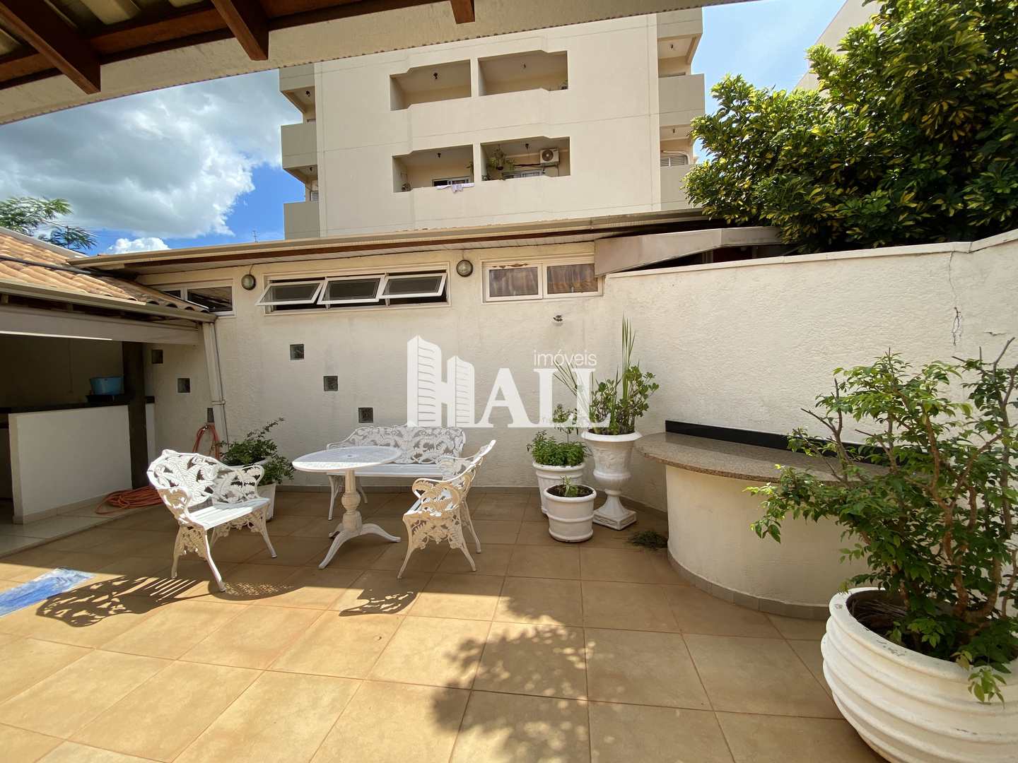 Casa à venda com 5 quartos, 296m² - Foto 9