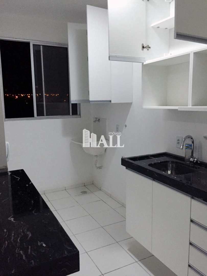 Apartamento à venda com 2 quartos, 44m² - Foto 2