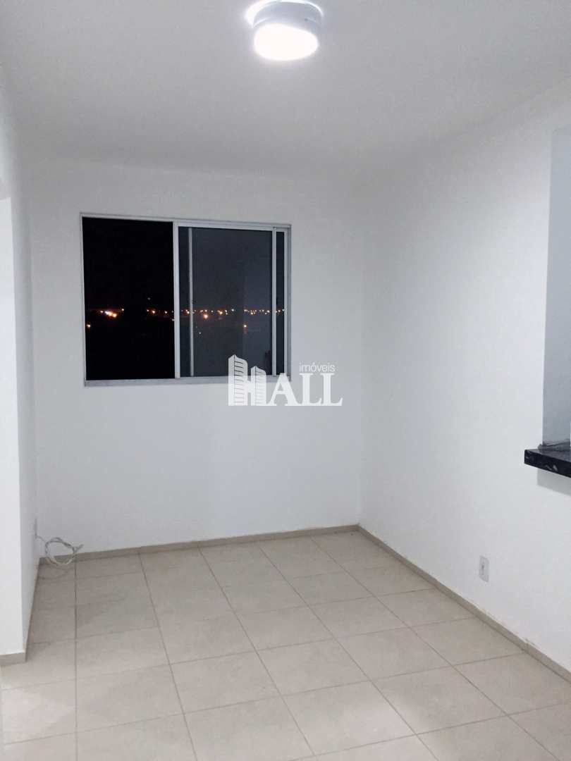 Apartamento à venda com 2 quartos, 44m² - Foto 3