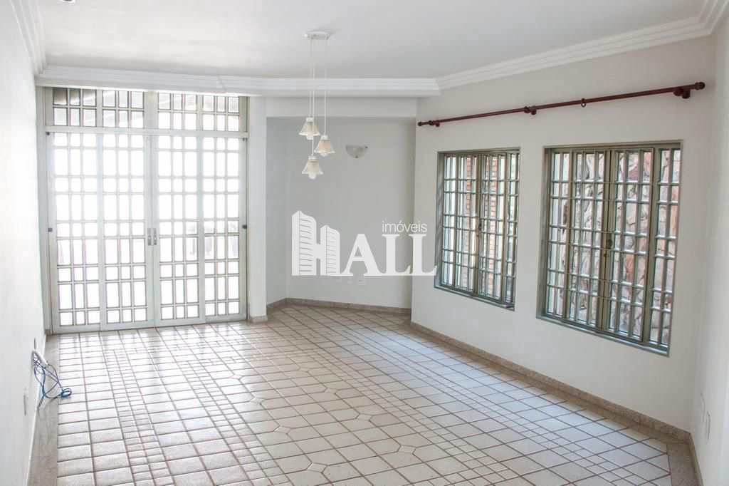 Casa à venda com 3 quartos, 507m² - Foto 2