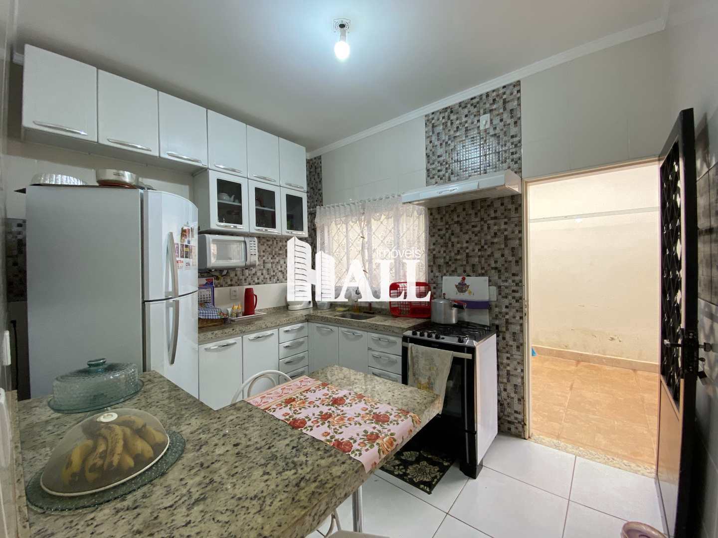 Casa à venda com 3 quartos, 98m² - Foto 16