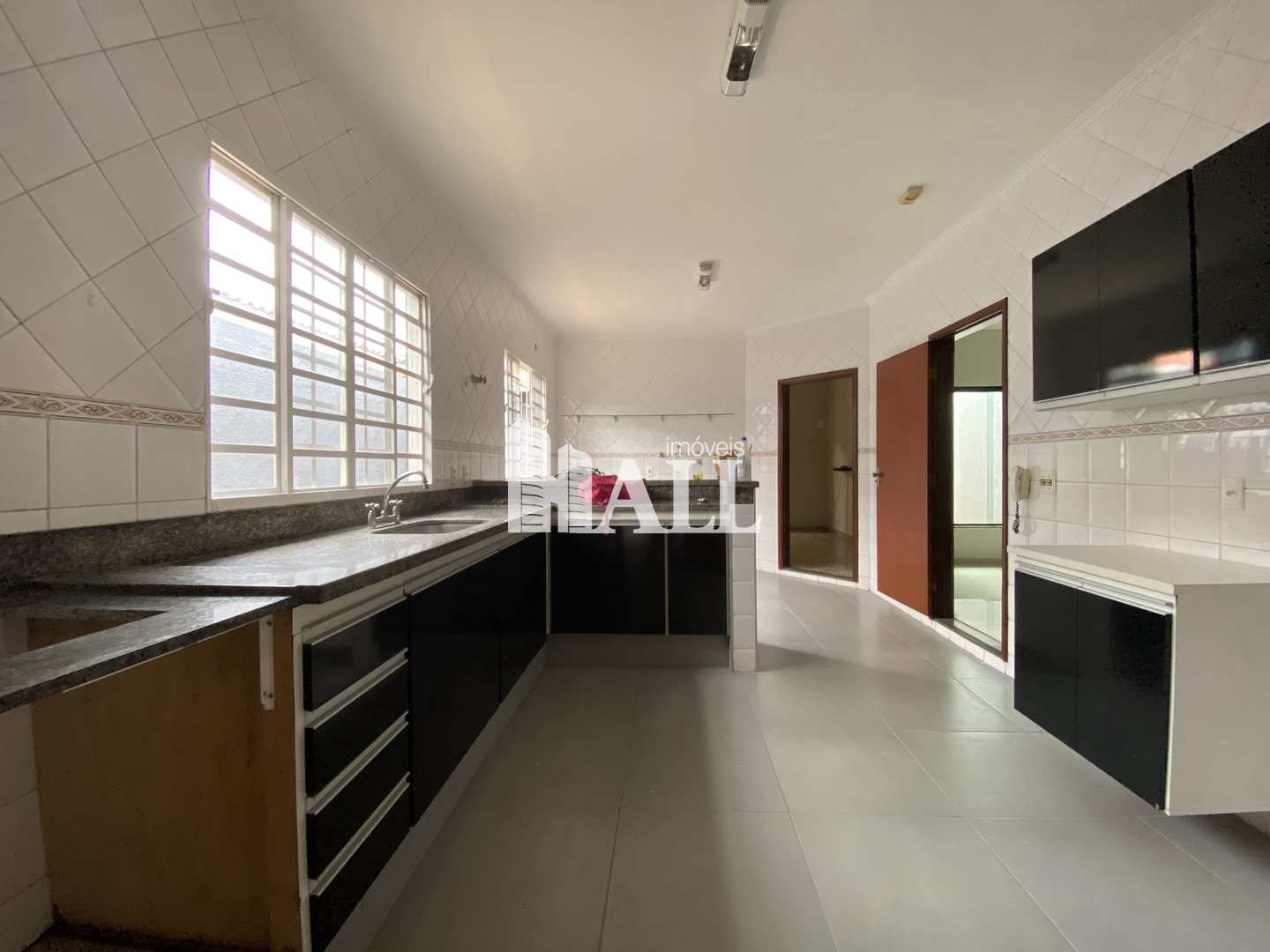 Casa à venda com 4 quartos, 265m² - Foto 5