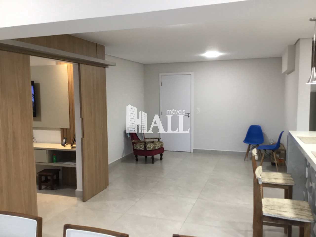 Apartamento à venda com 3 quartos, 115m² - Foto 3