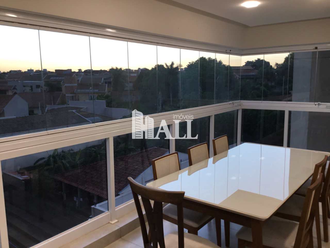 Apartamento à venda com 3 quartos, 115m² - Foto 4