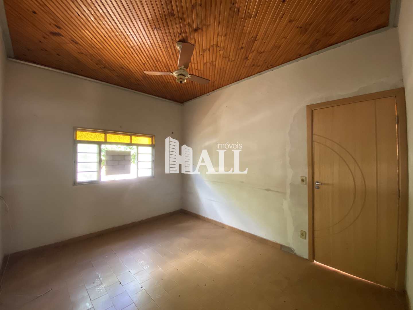 Casa à venda com 3 quartos, 190m² - Foto 2