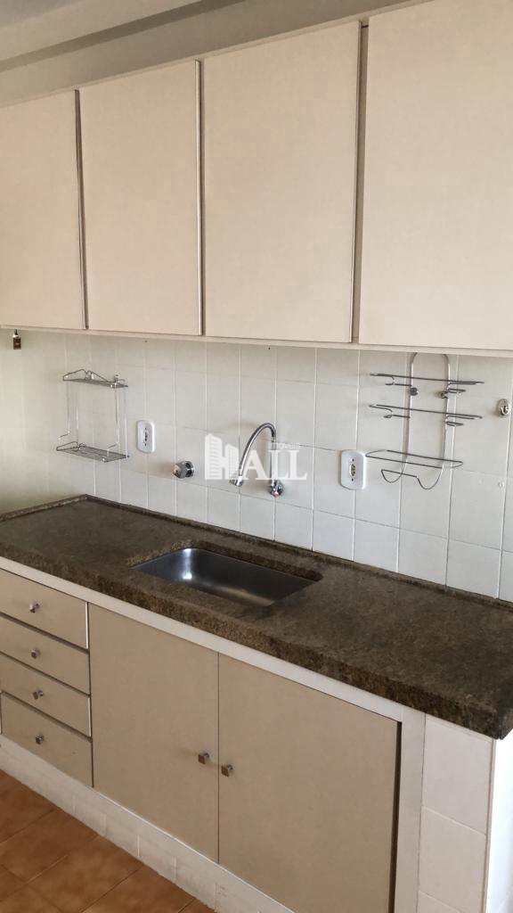 Apartamento à venda com 3 quartos, 105m² - Foto 3