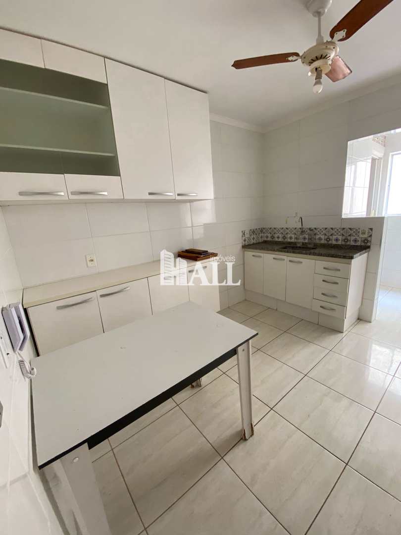 Apartamento à venda com 2 quartos, 81m² - Foto 1