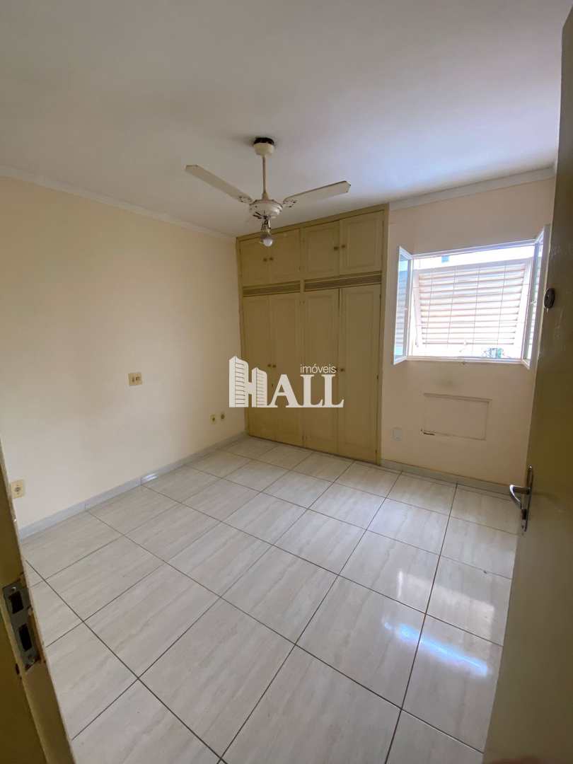 Apartamento à venda com 2 quartos, 81m² - Foto 2