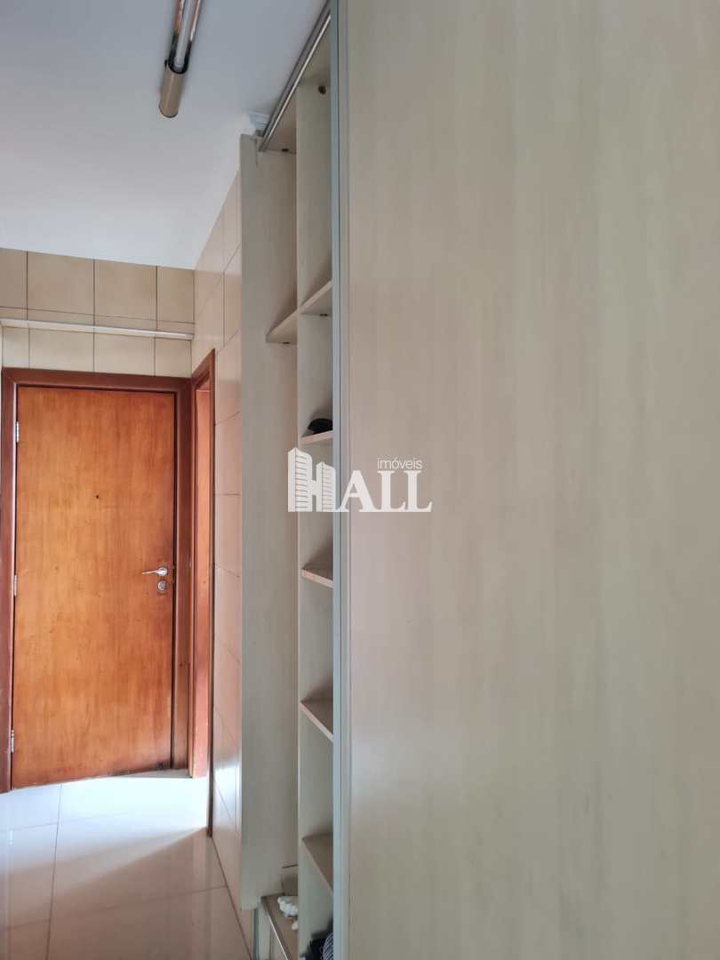 Apartamento à venda com 3 quartos, 250m² - Foto 9