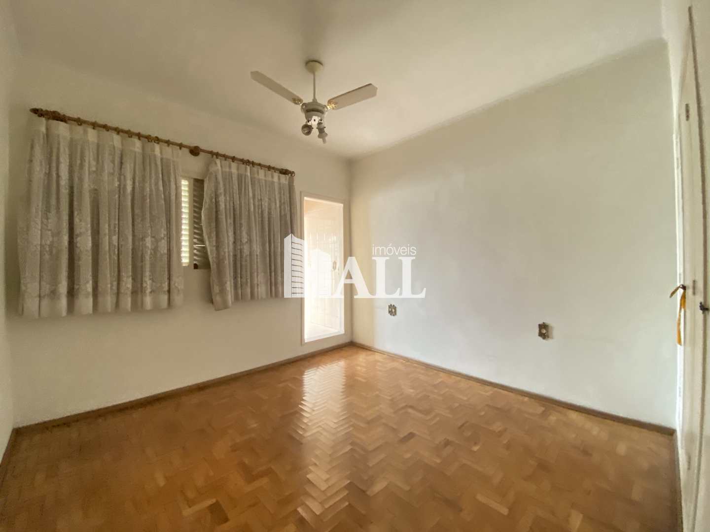 Apartamento à venda com 3 quartos, 113m² - Foto 8