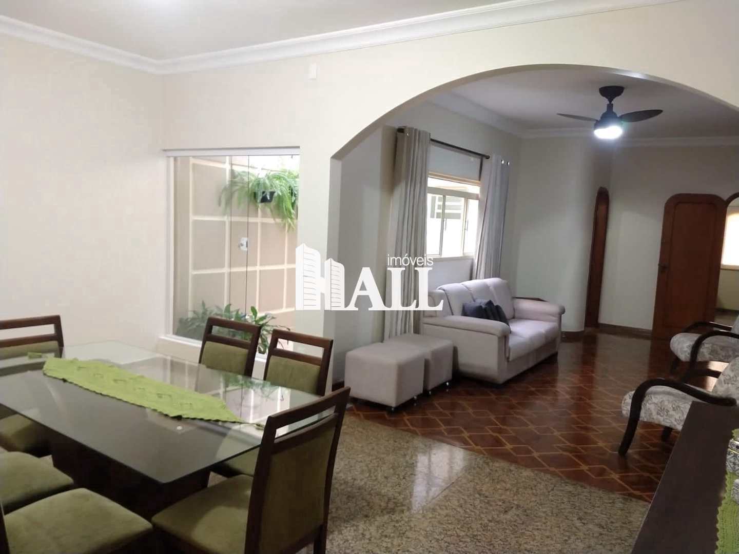 Casa com 3 quartos à venda, 280m² — foto 14 de 16