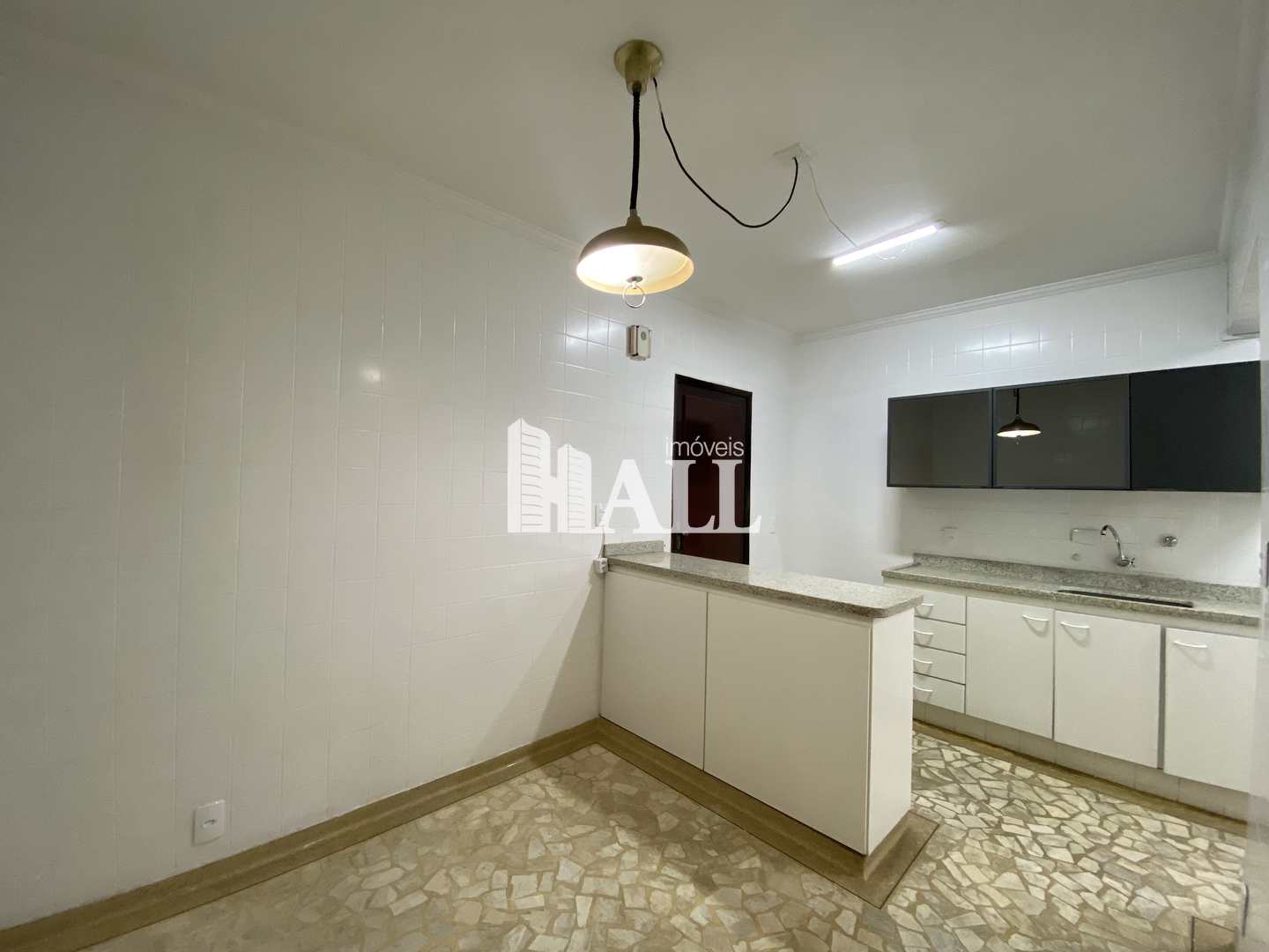 Apartamento à venda com 3 quartos, 140m² - Foto 5