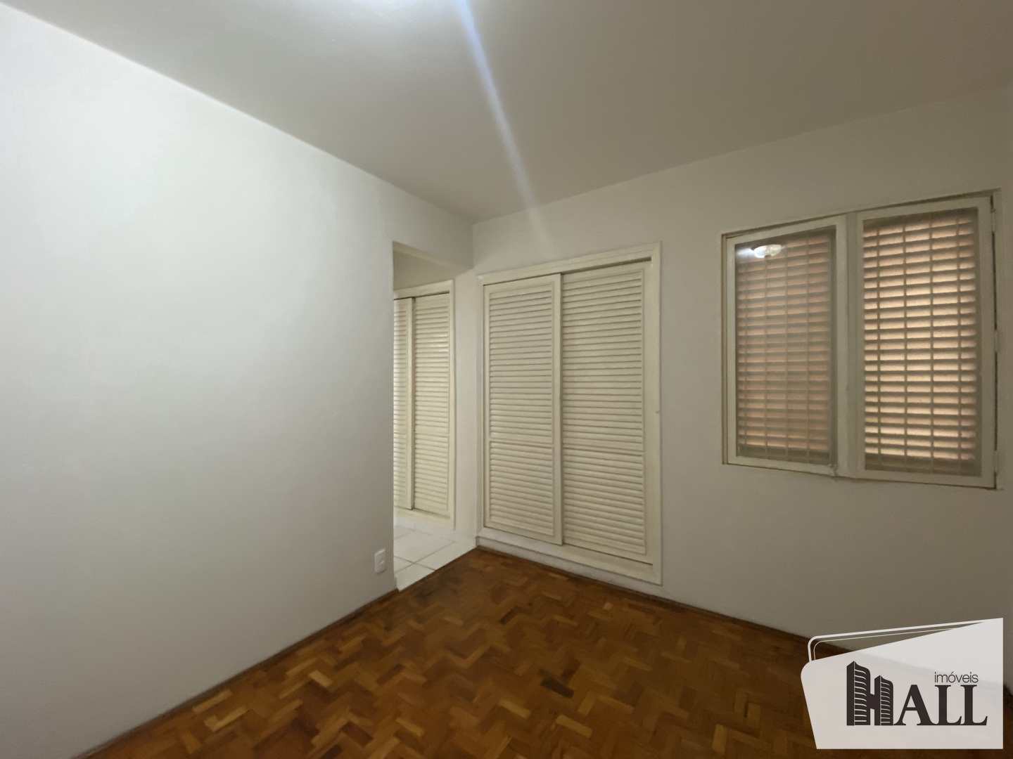 Apartamento à venda com 3 quartos, 140m² - Foto 11