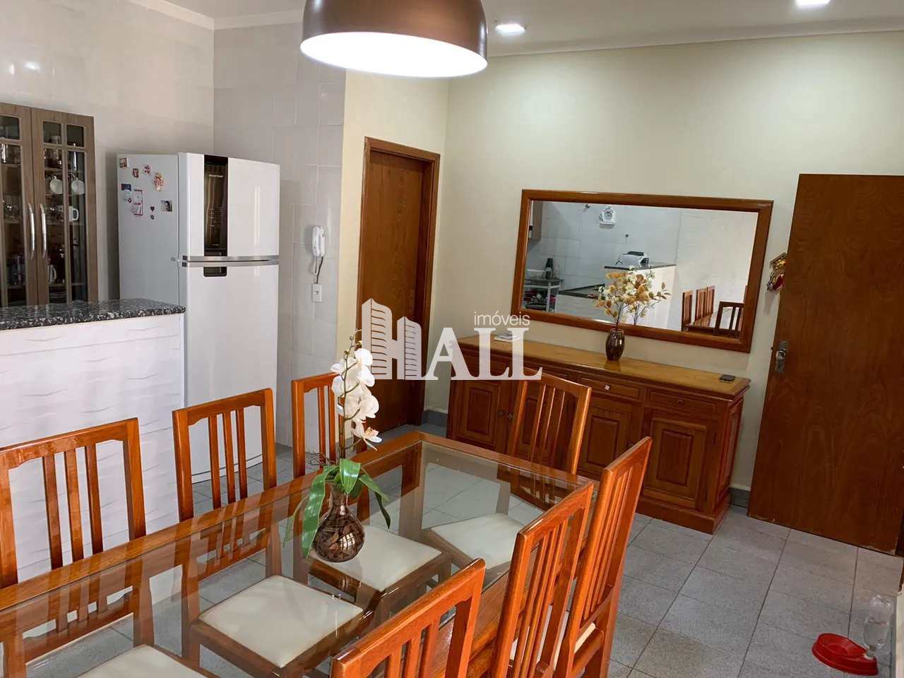 Casa à venda com 3 quartos, 180m² - Foto 2